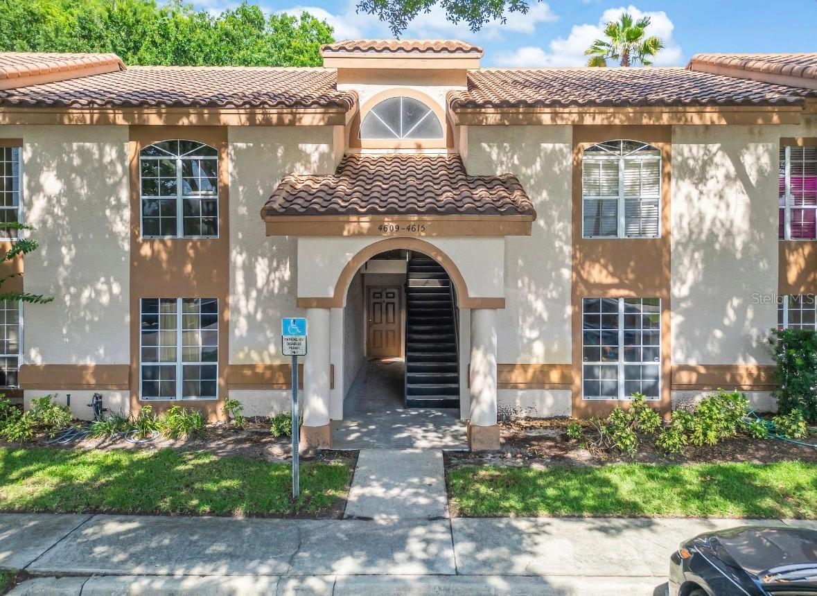 4613 Gate Pl. #104, Orlando, FL 32811