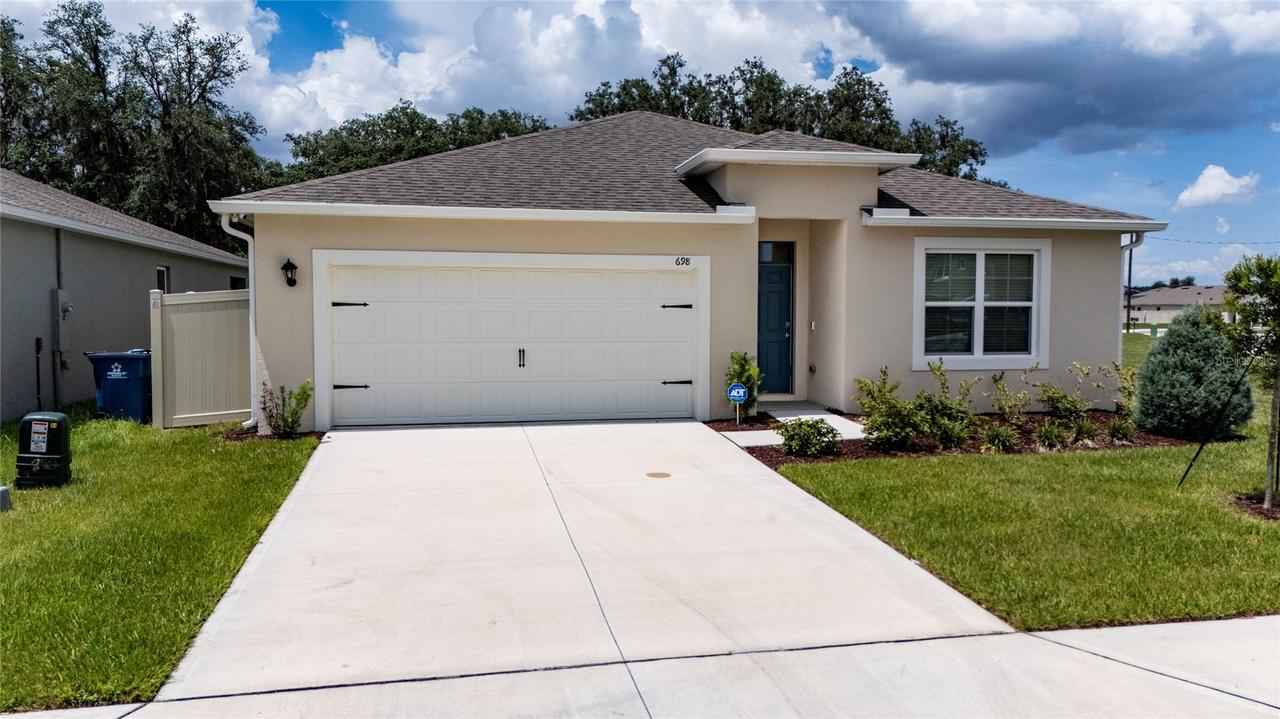 698 Park Place Blvd., Davenport, FL 33837