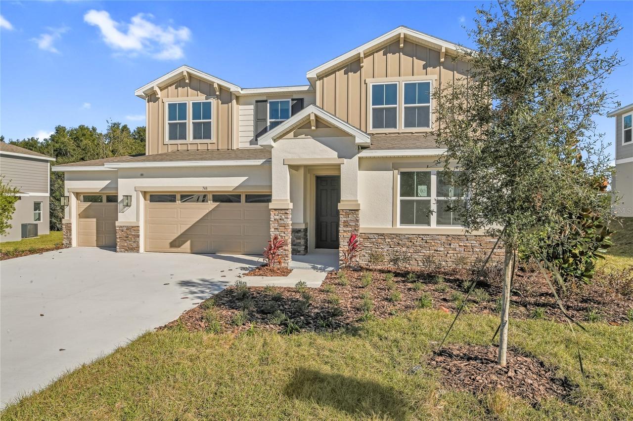 748 Wekiva Ridge Dr., Mount Dora, FL 32757