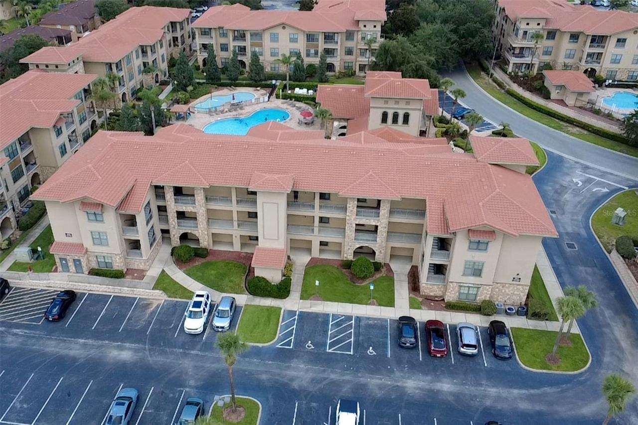 912 Charo Pkwy. #233, Davenport, FL 33897