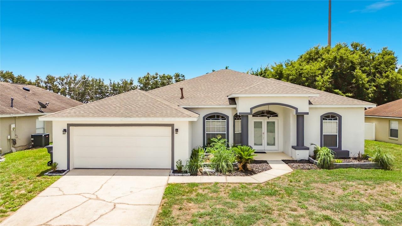 957 Via Bianca Dr., Davenport, FL 33896