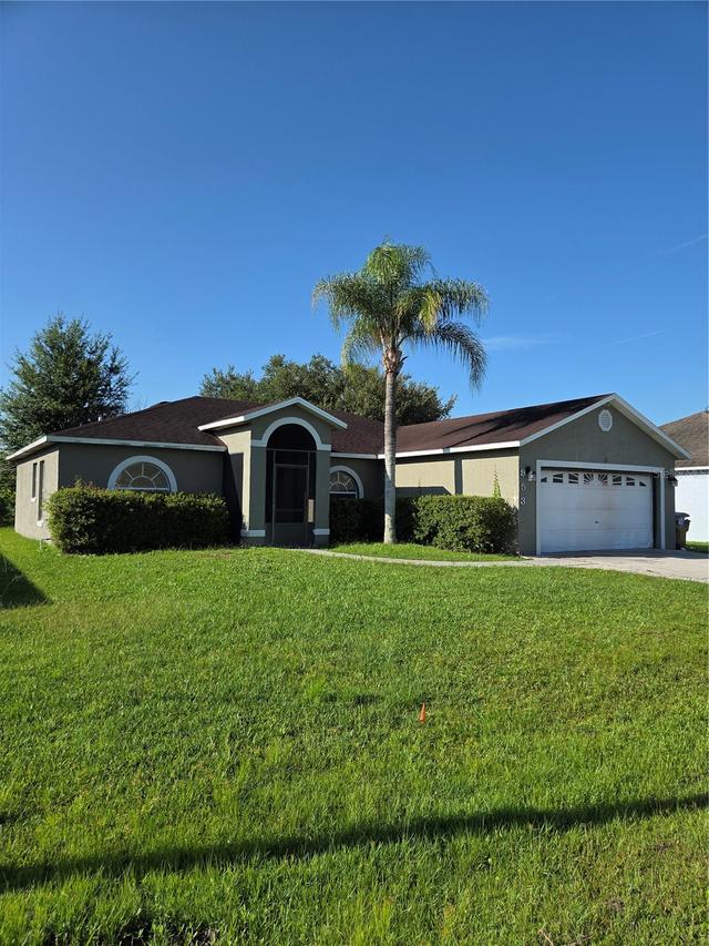 953 Louvre Ct., Kissimmee, FL 34759