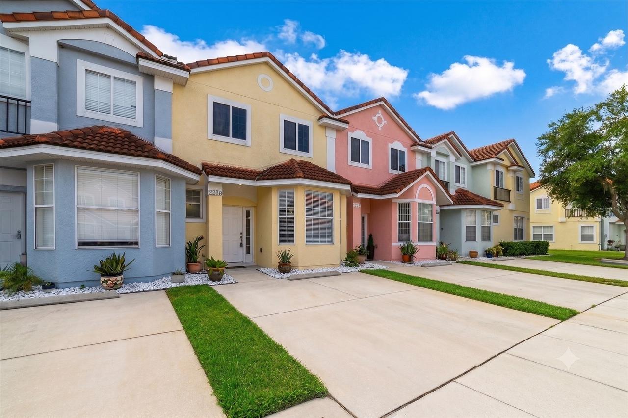 1236 South Beach Cir., Kissimmee, FL 34746