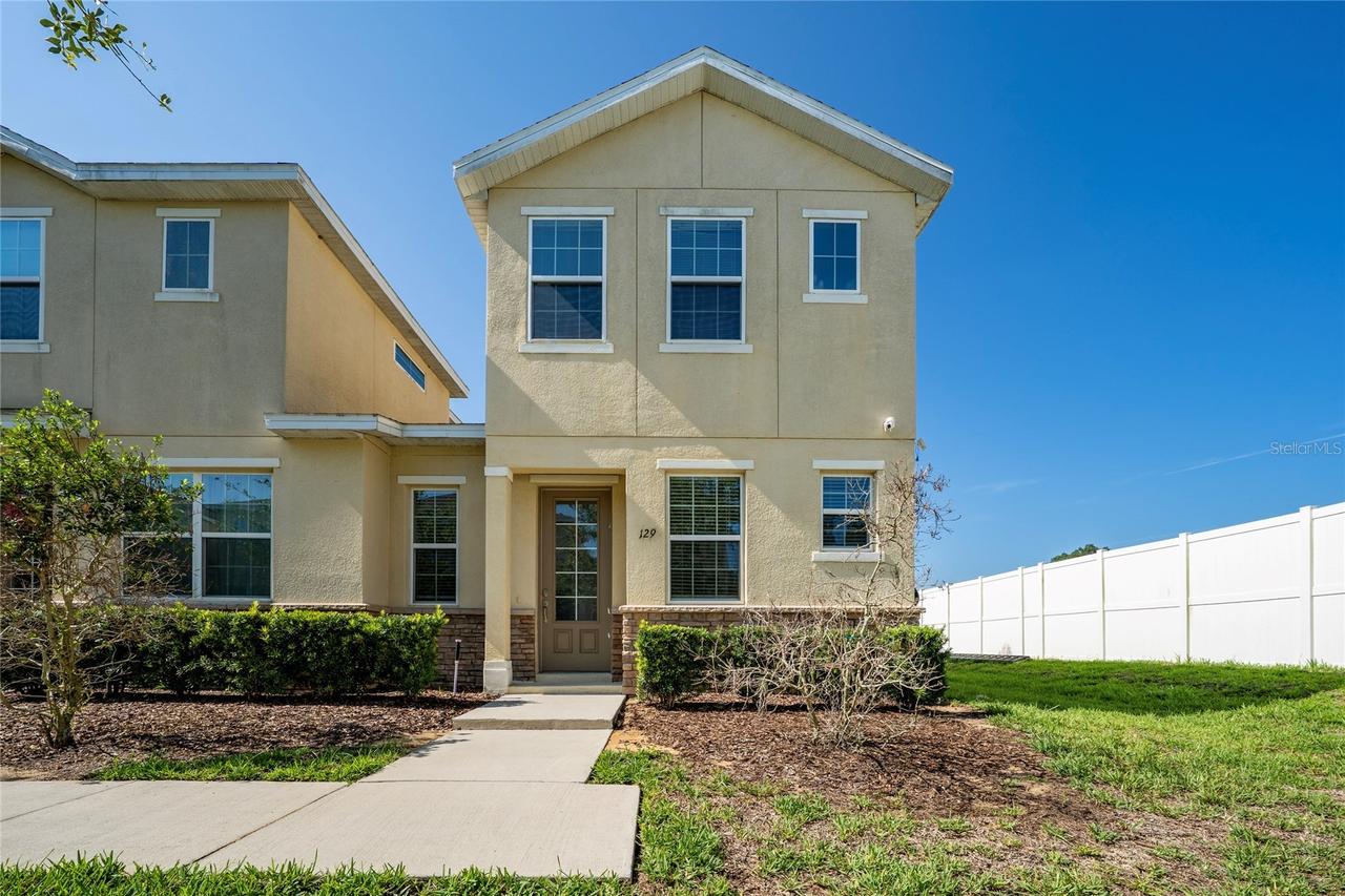 129 Holly Village Dr., Davenport, FL 33837