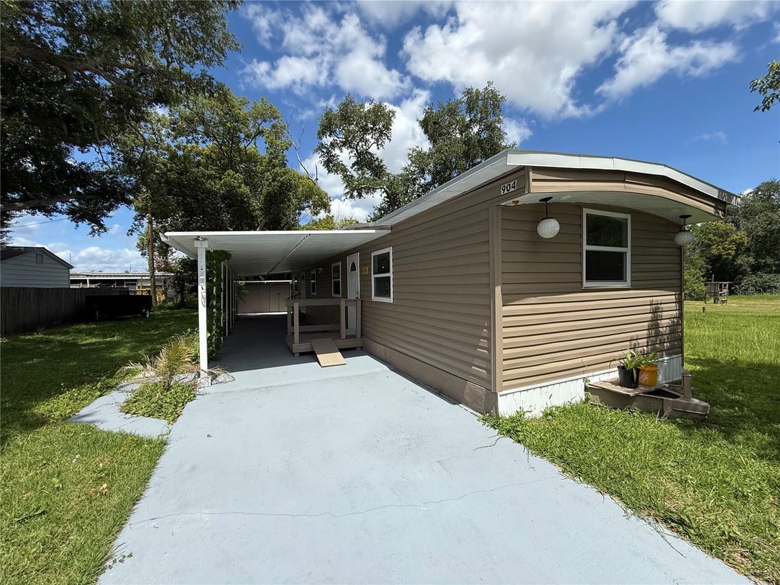 904 Robinson Ave., St Cloud, FL 34769