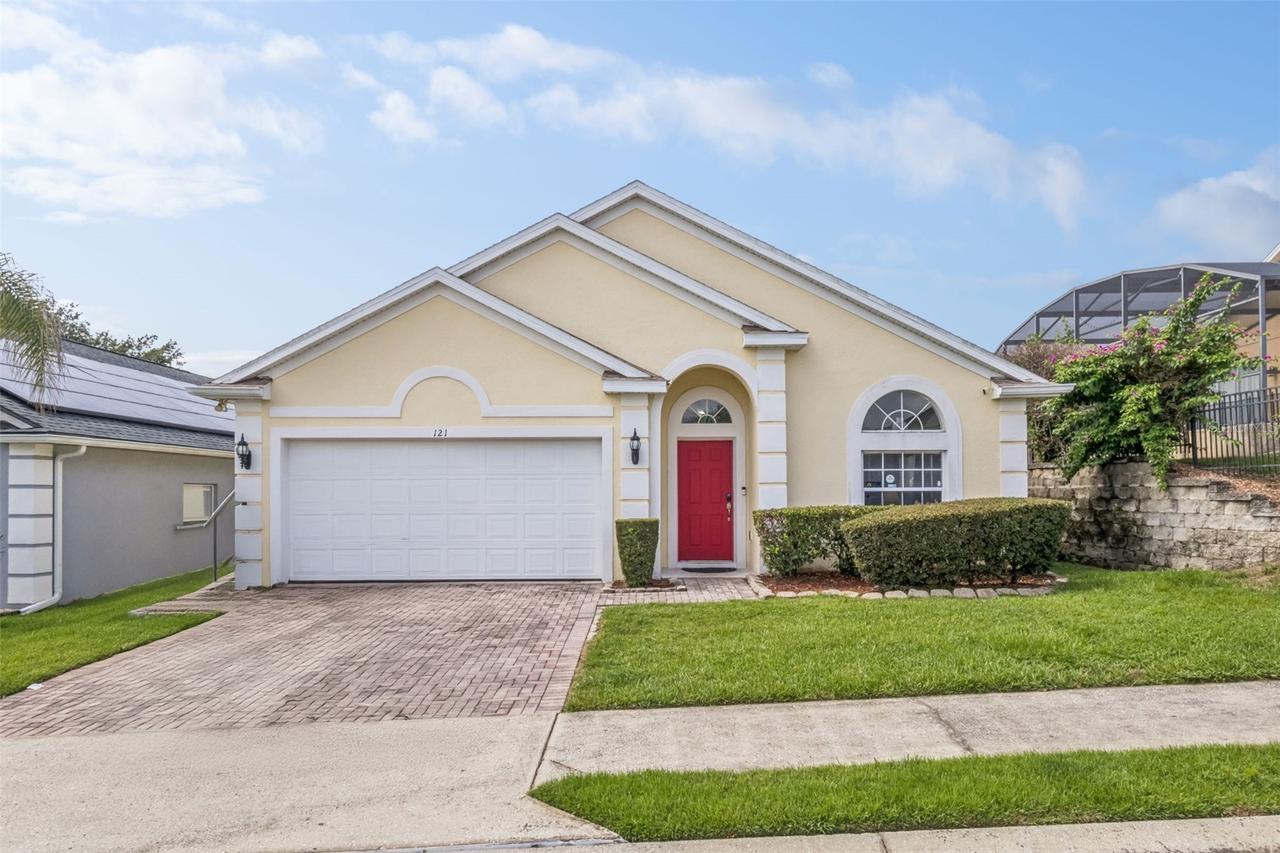121 Vine Dr., Davenport, FL 33837