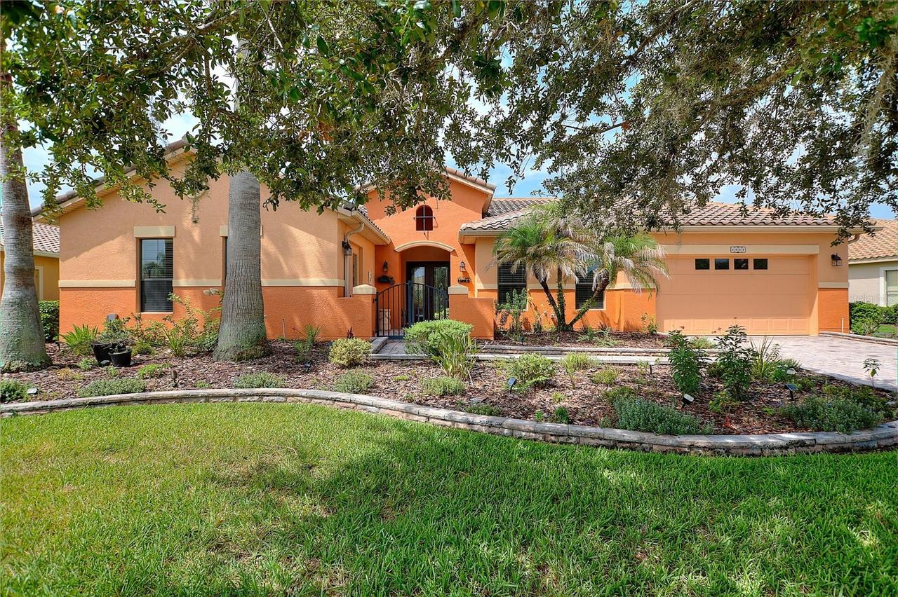 915 San Raphael St., Poinciana, FL 34759