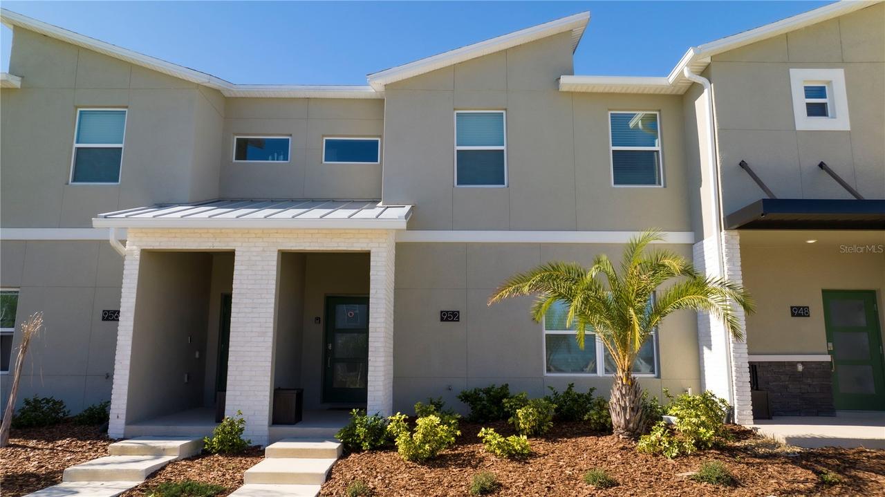 952 Leader St., Davenport, FL 33896