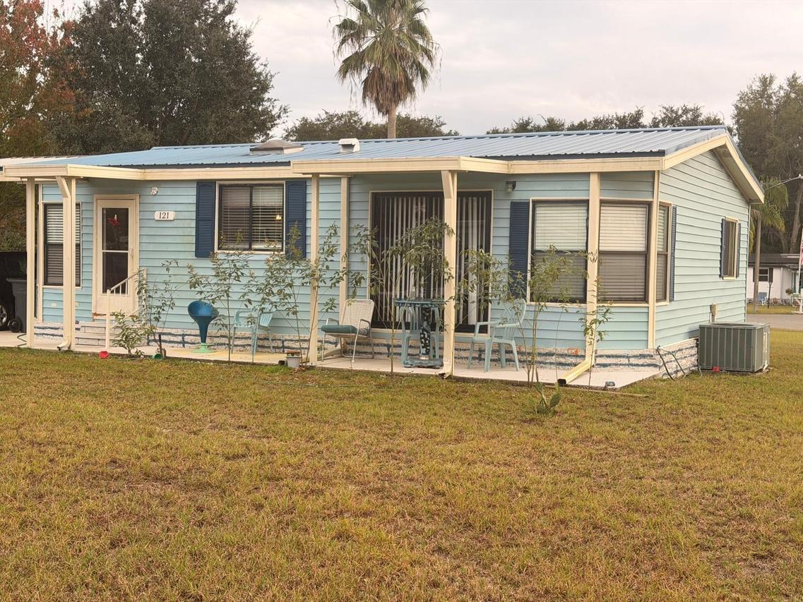 121 Hyde Park Ct., Davenport, FL 33897