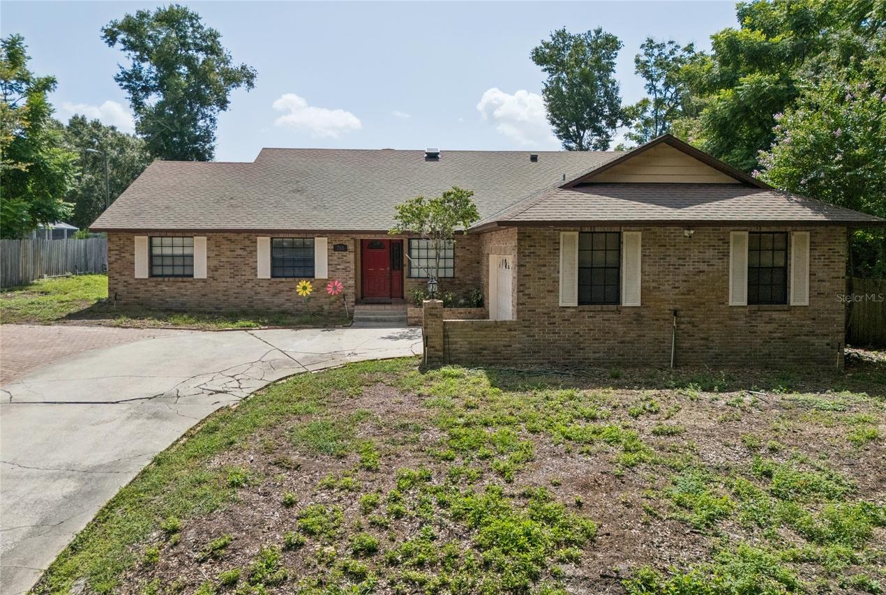 733 Saxby Ave., Orlando, FL 32835