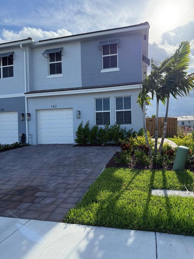 142 NE 14th Ter., Homestead, FL 33033