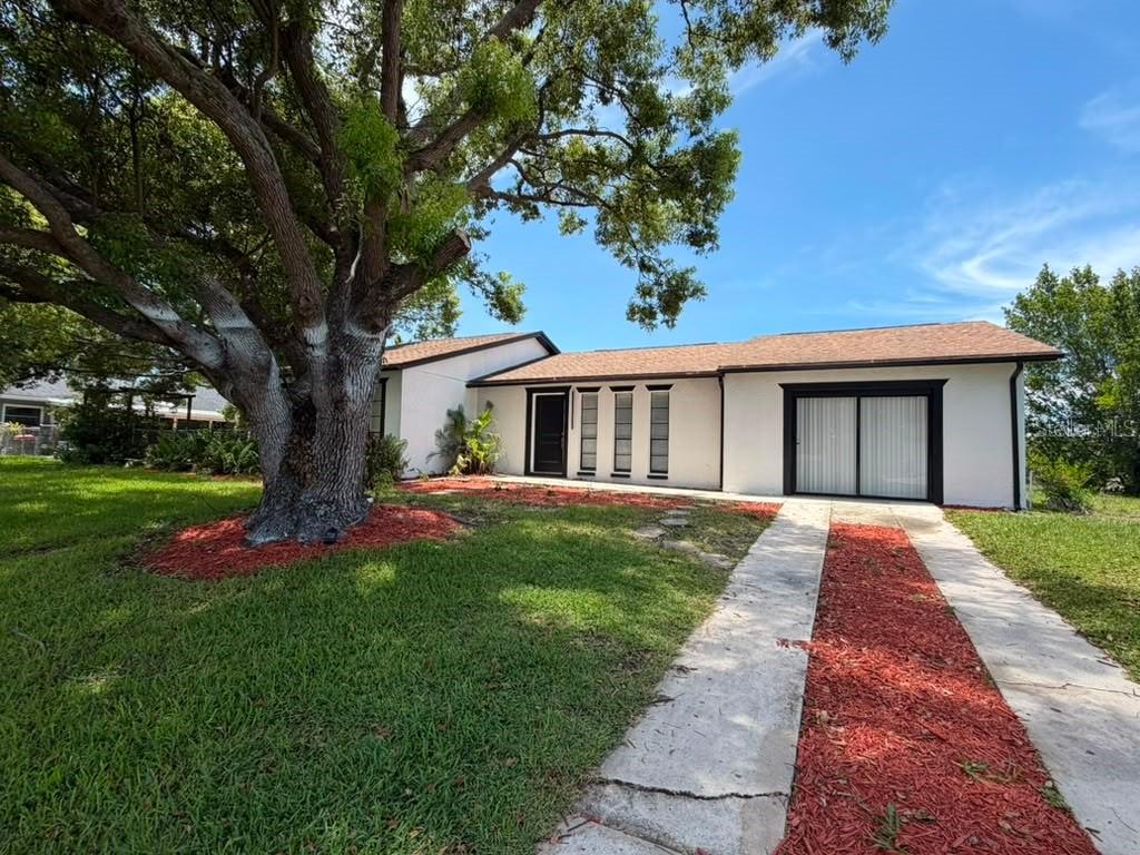 144 Hidalgo Ave., Kissimmee, FL 34743