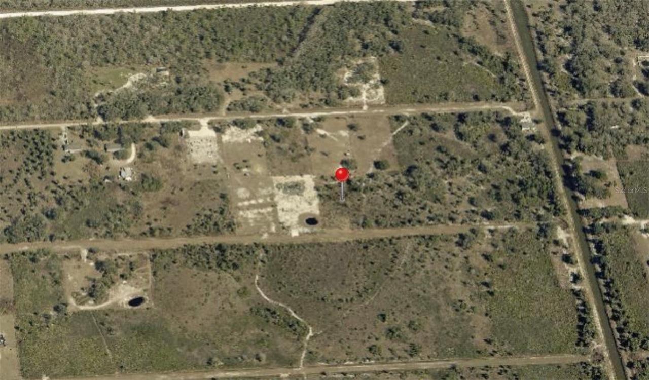 20275 NW 284th St., Okeechobee, FL 34972