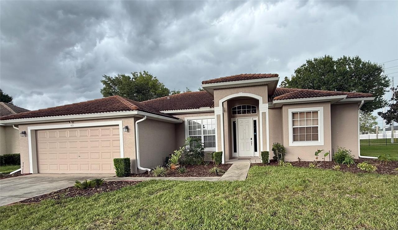 421 Bay Leaf Dr., Poinciana, FL 34759