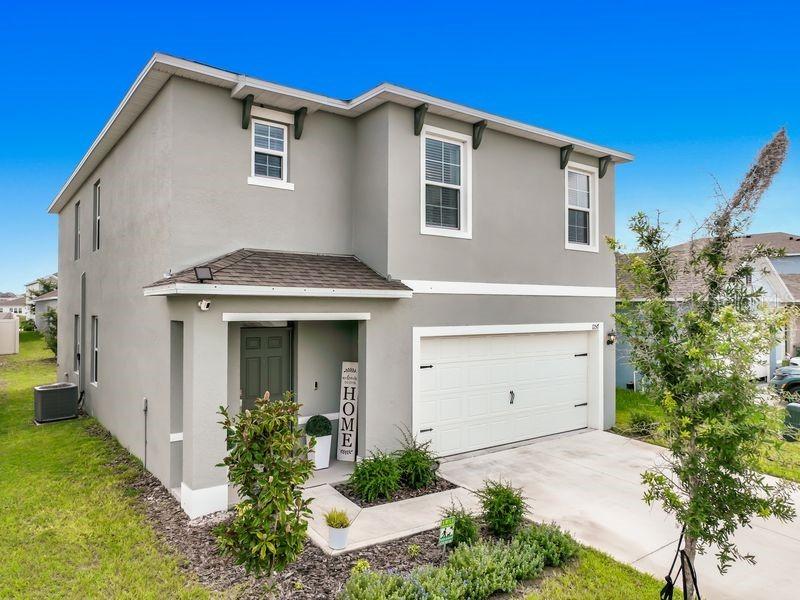 1157 Cascades Ave., Davenport, FL 33837