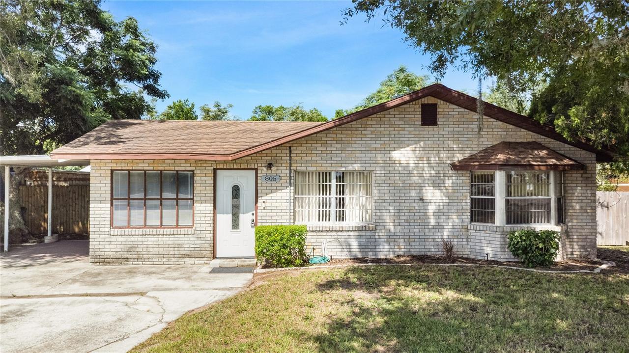 805 Center St., Dundee, FL 33838