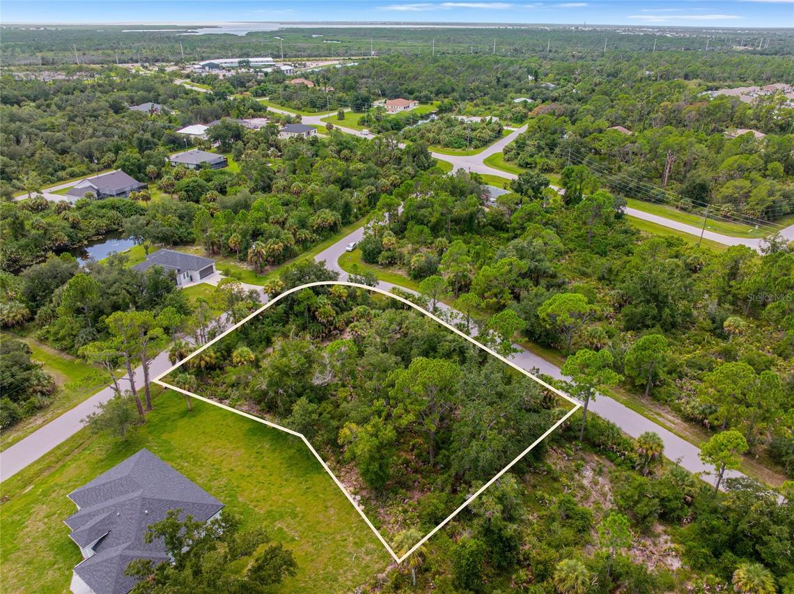 1521 Brightwater Ter., Port Charlotte, FL 33953