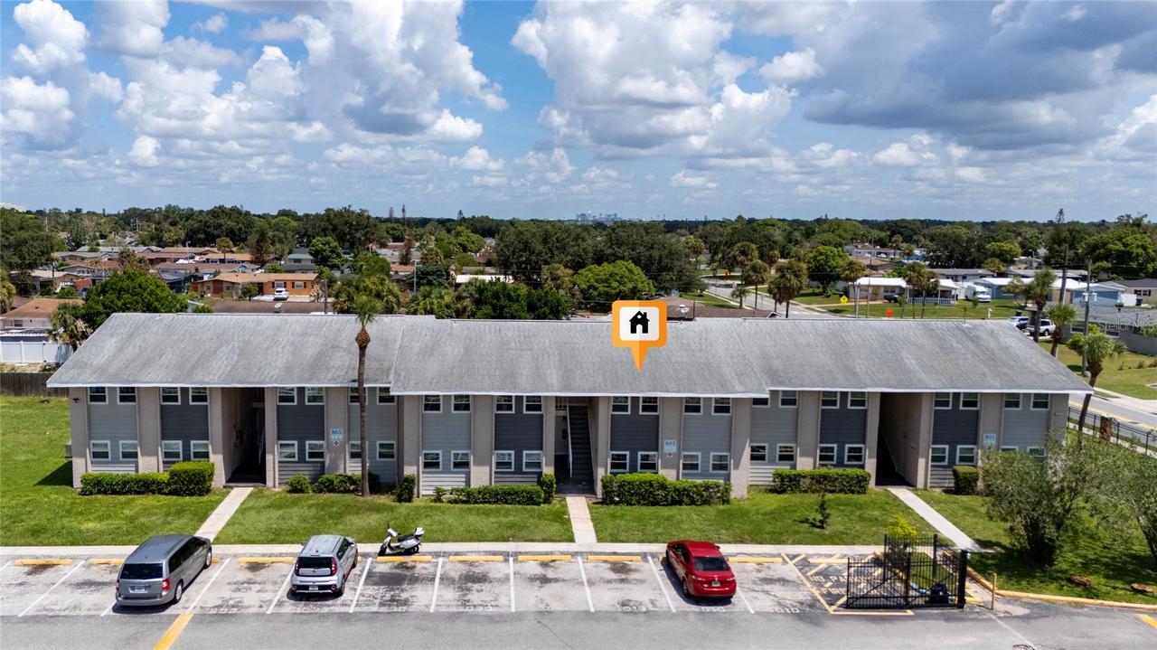803 Sky Lake Cir. #D, Orlando, FL 32809