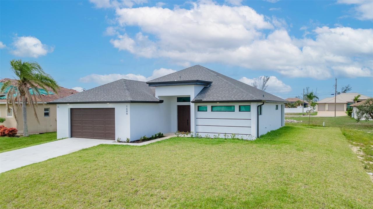 1638 NW 36th Pl., Cape Coral, FL 33993