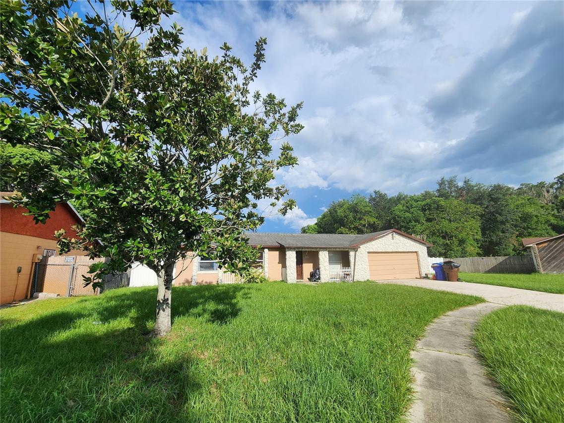 2457 Lynx Ct., Kissimmee, FL 34744