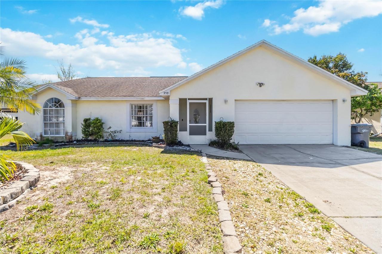 959 Loma Bonita Dr., Davenport, FL 33837