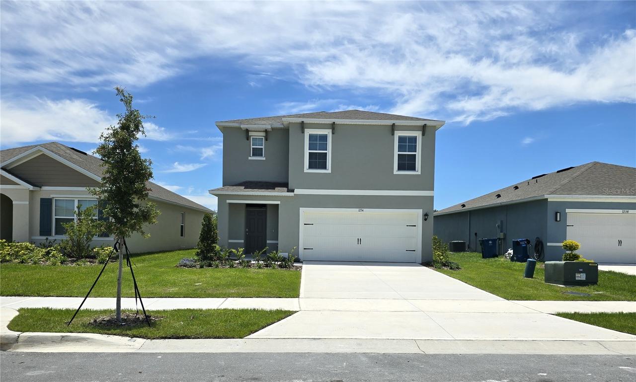 1234 Red Hill Rd., Davenport, FL 33837