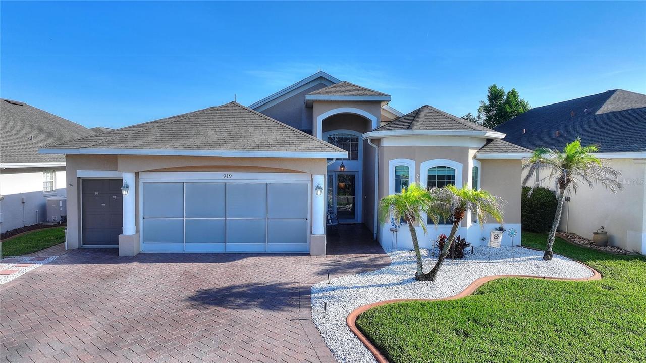919 Ashton Dr, Davenport, FL 33837