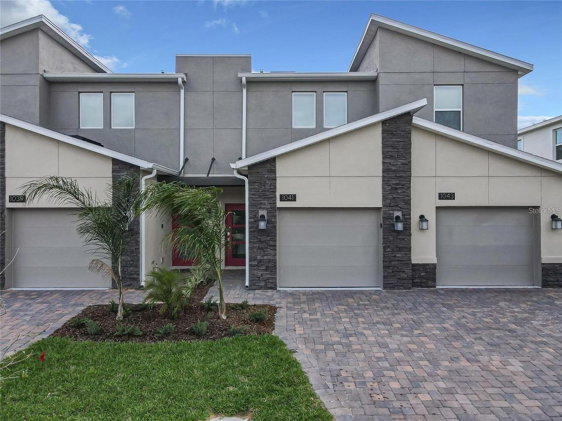 1041 Splash Shot Pl., Davenport, FL 33896