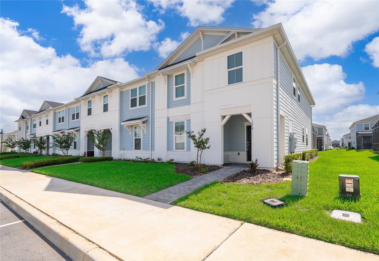 1274 Shoreside St., Clermont, FL 34714