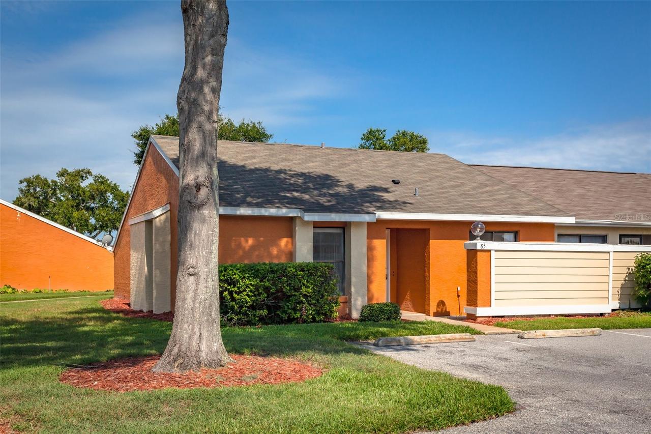 85 Silver Park Cir., Kissimmee, FL 34743