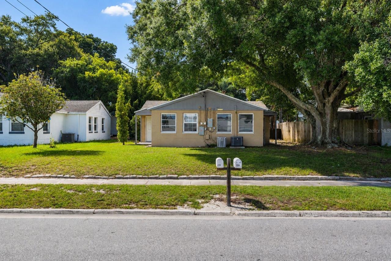 229 Mckean St., Auburndale, FL 33823