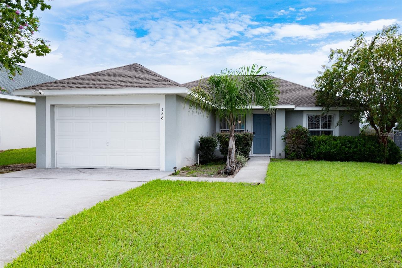 128 Pine Cone Dr., Davenport, FL 33897