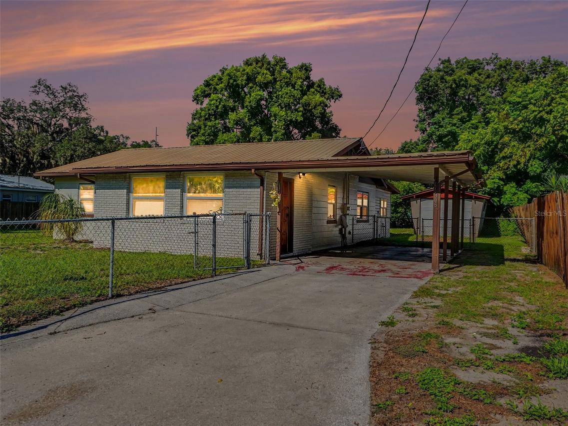 306 Florida Dr., Auburndale, FL 33823