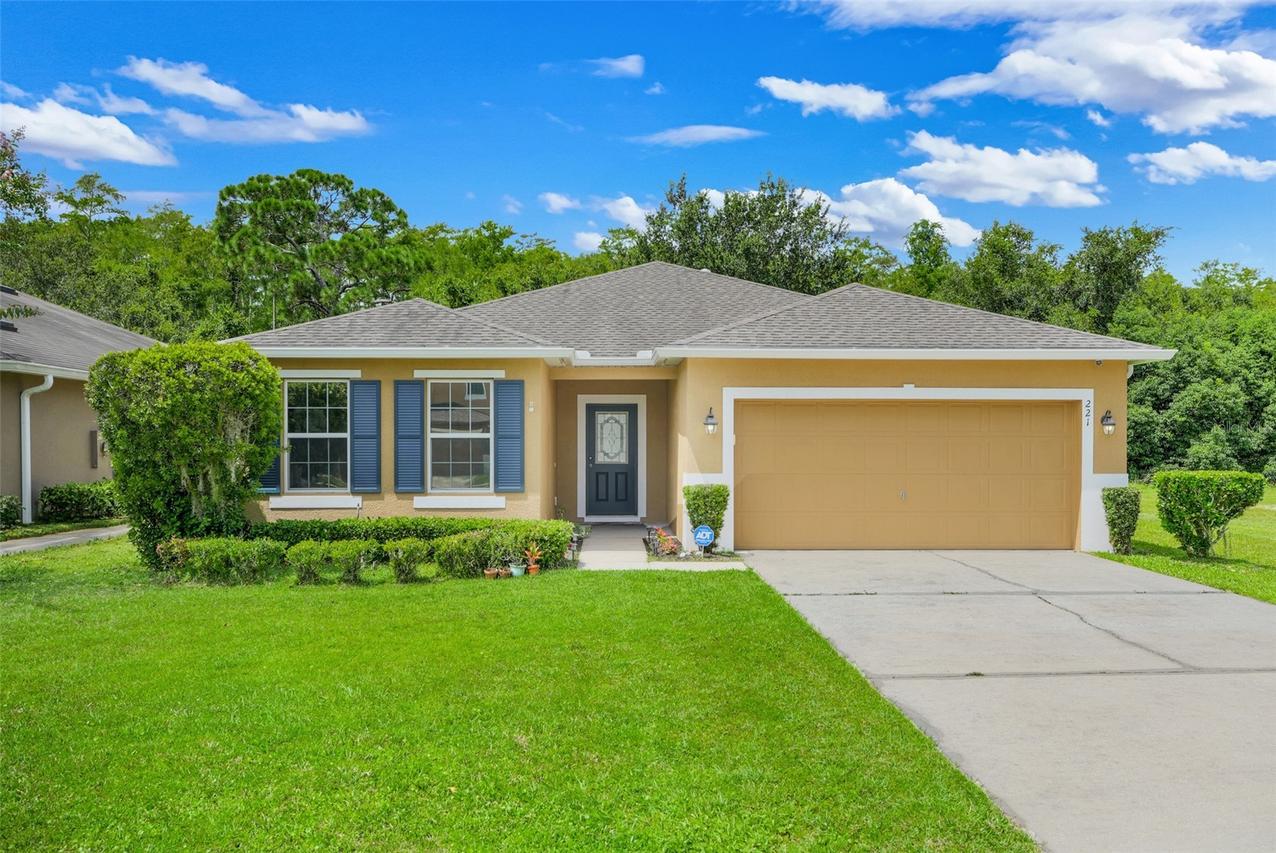 221 Daigledog St., St Cloud, FL 34772