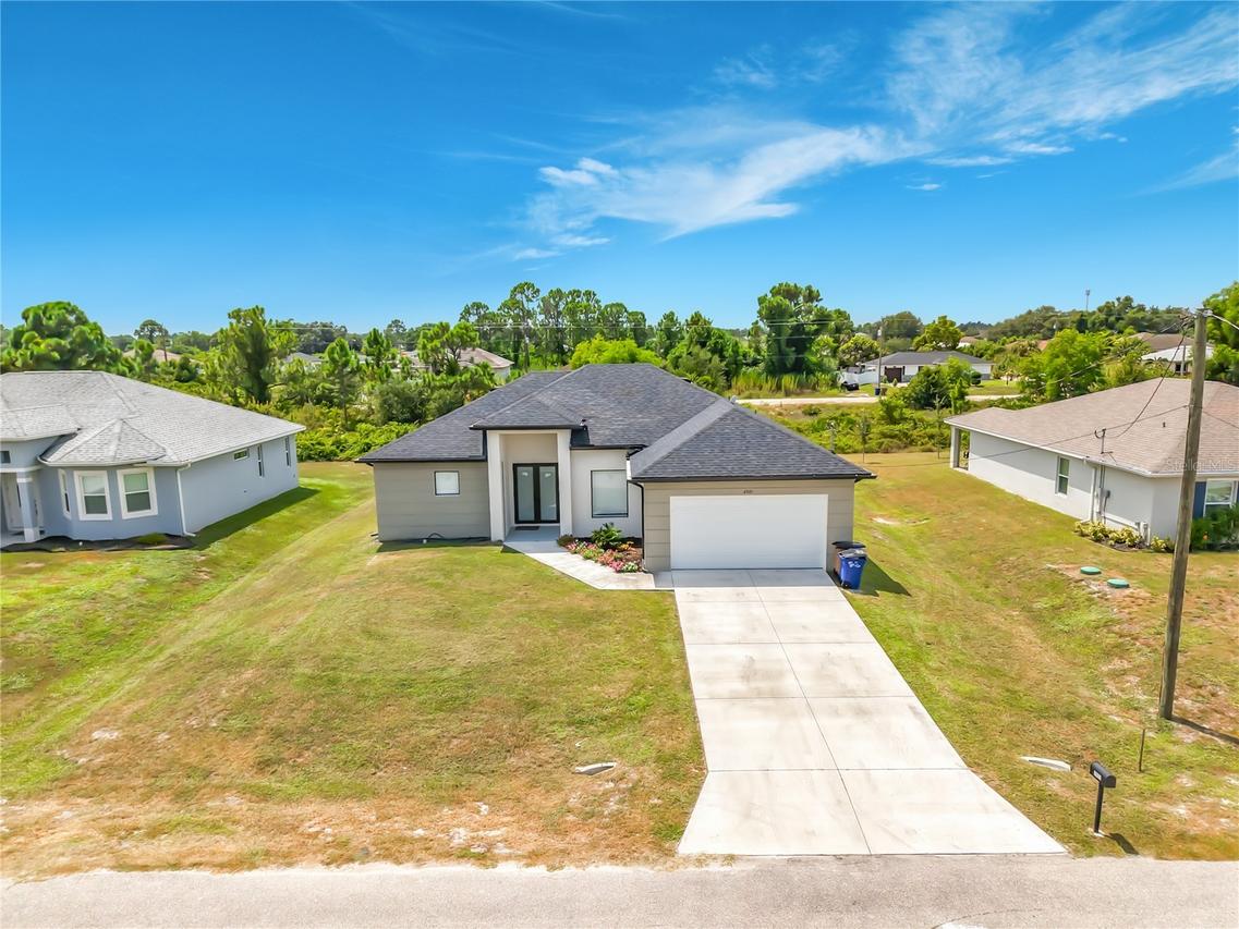 2921 7th St., Lehigh Acres, FL 33976