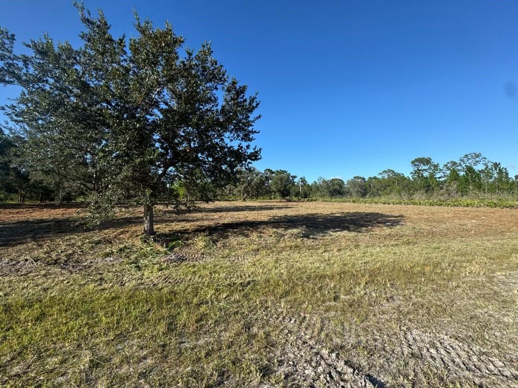 622 Palm Ave., Indian Lake Estates, FL 33855