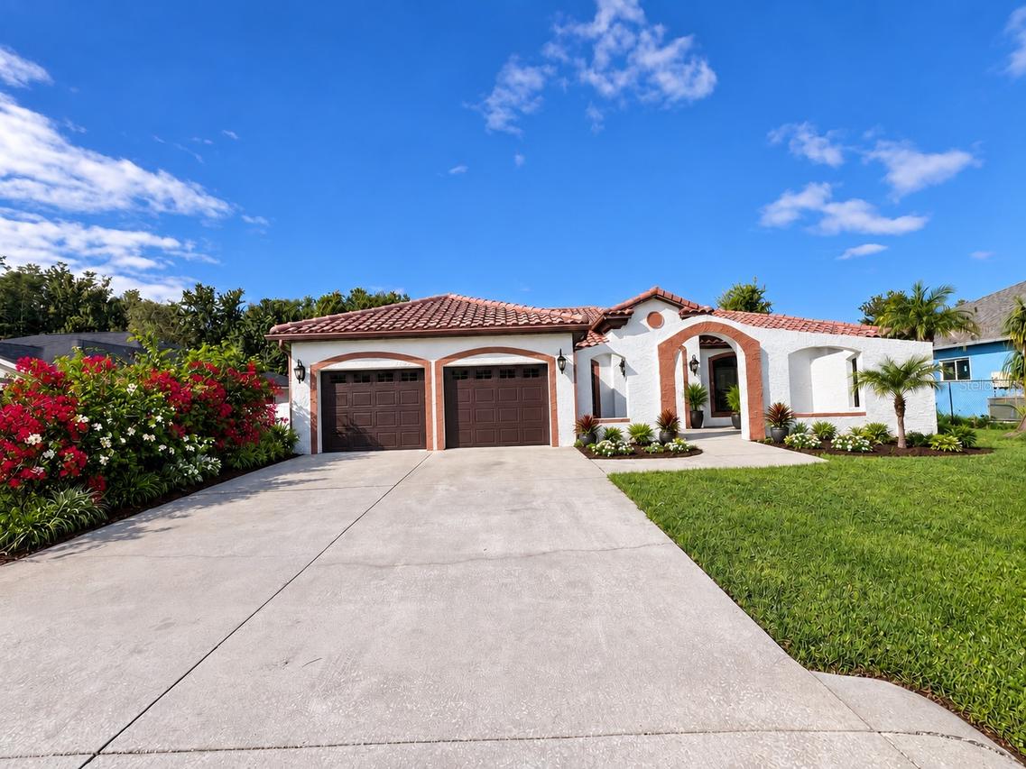 2416 Regent Way, Kissimmee, FL 34758