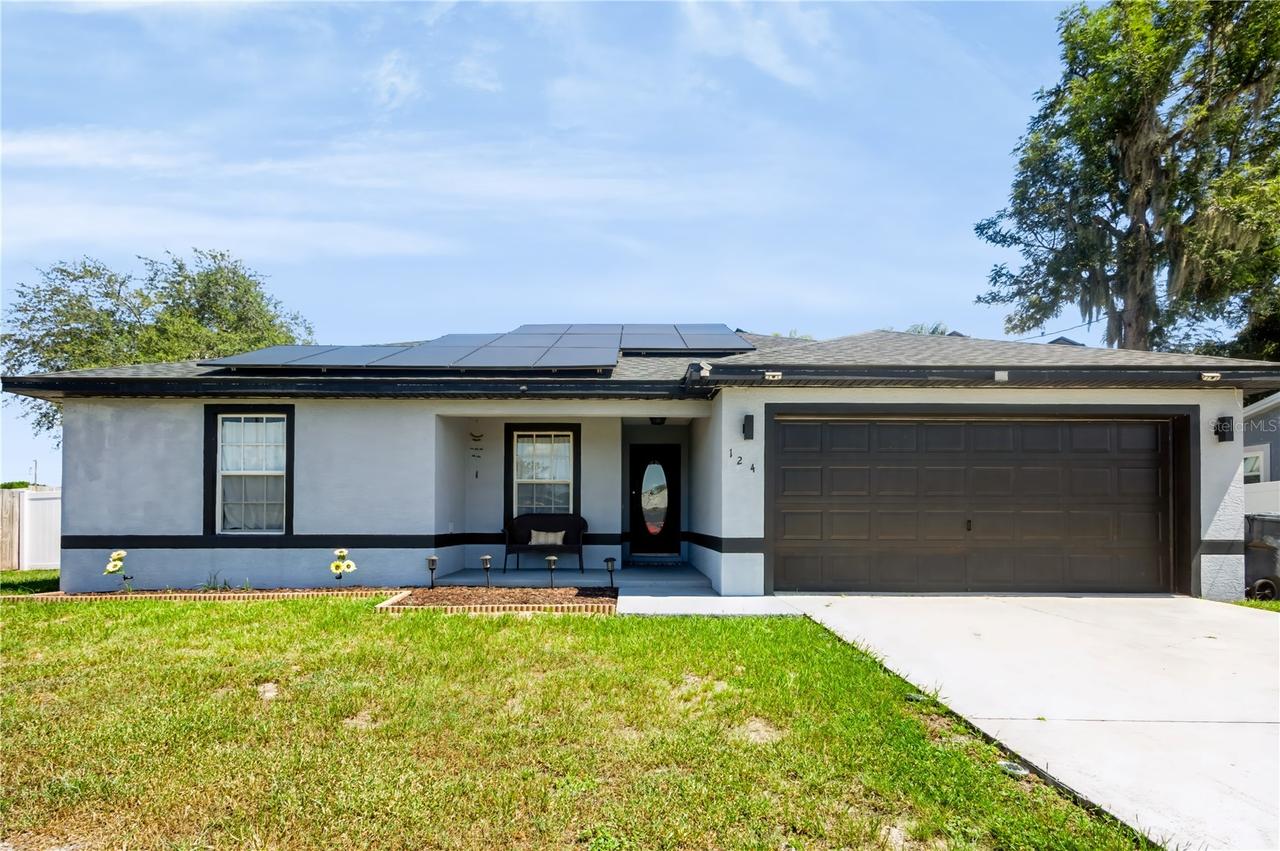 124 Pierce St., Lake Wales, FL 33859