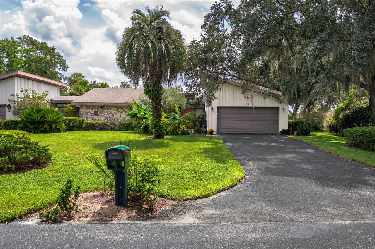 20 Nottingham Way, Haines City, FL 33844