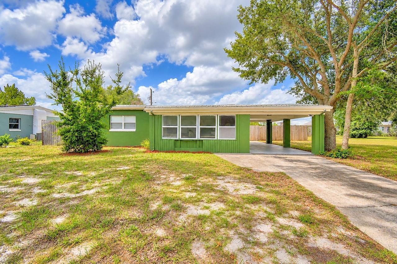 502 Stanley Ave., Frostproof, FL 33843