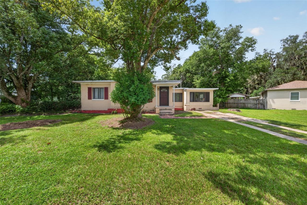 2402 S Summerlin Ave., Sanford, FL 32771