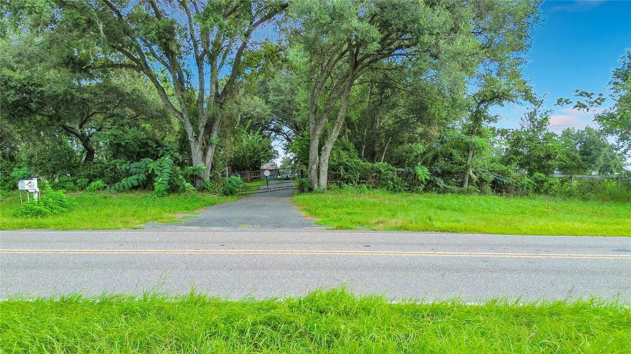 18851 SE 60th St., Morriston, FL 32668