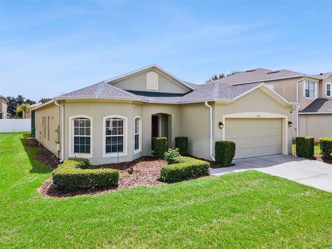836 Sussex Dr., Davenport, FL 33896