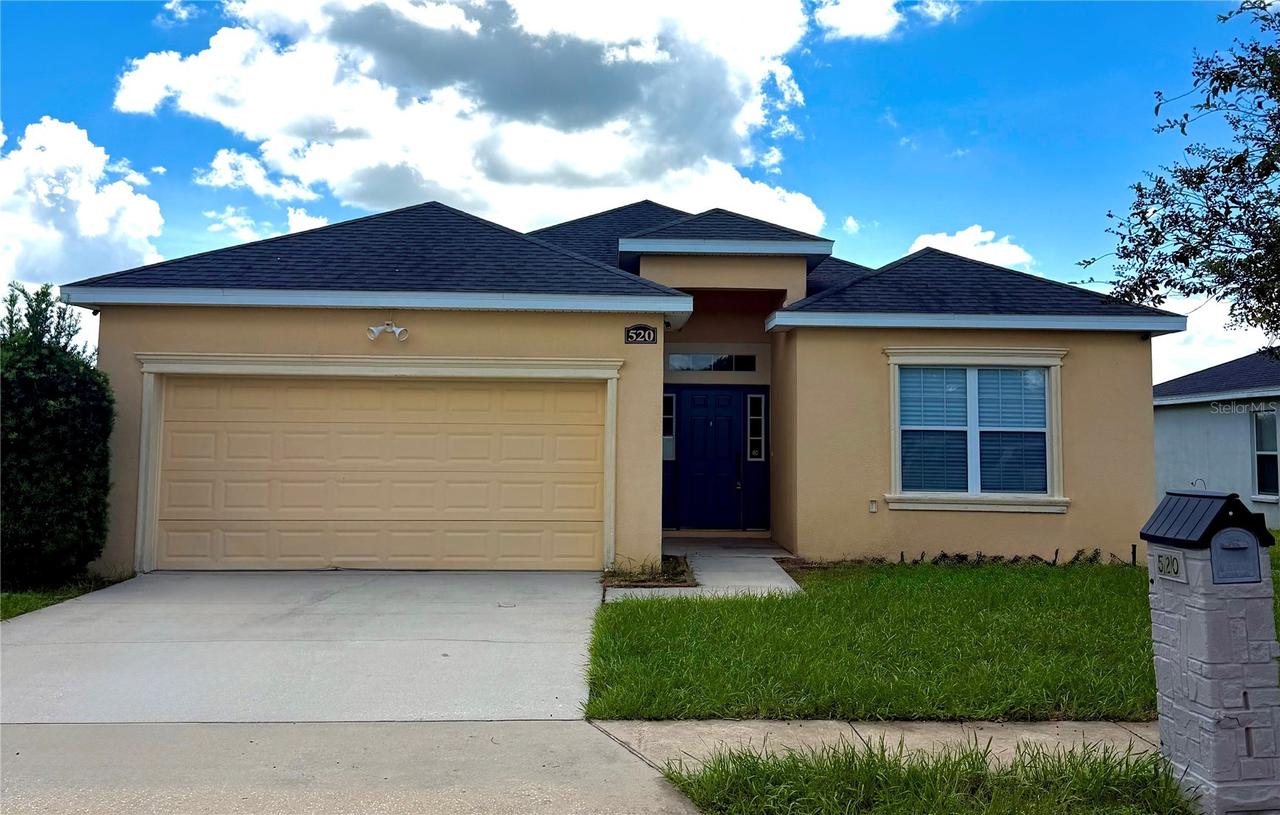 520 Highland Meadows Ave., Davenport, FL 33837