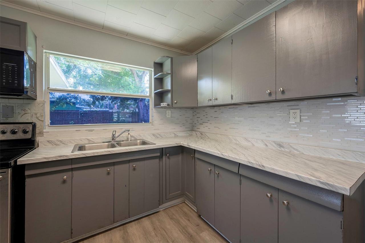 5136 Studio Dr., Zephyrhills, FL 33542