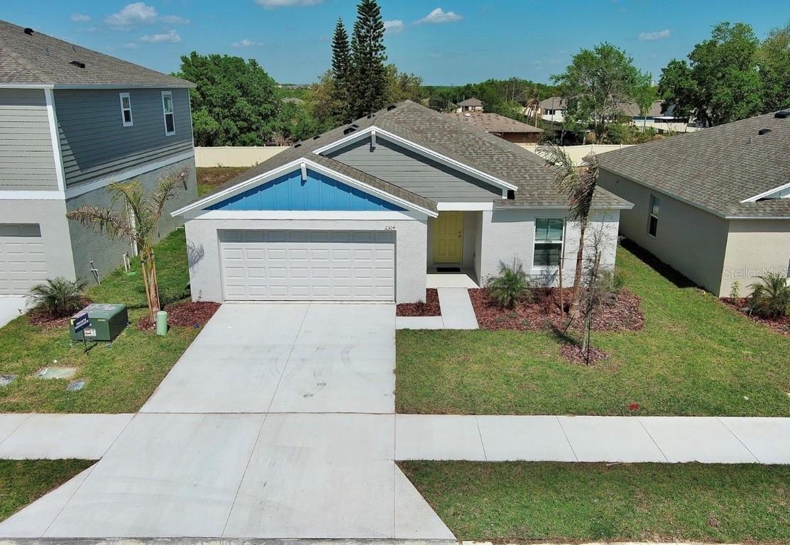 2304 Canyon Oak Dr., Davenport, FL 33837
