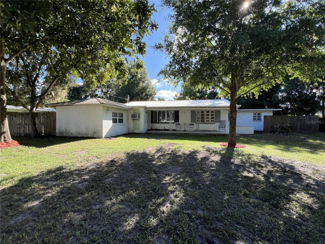 21 Lind Ave., Kissimmee, FL 34744