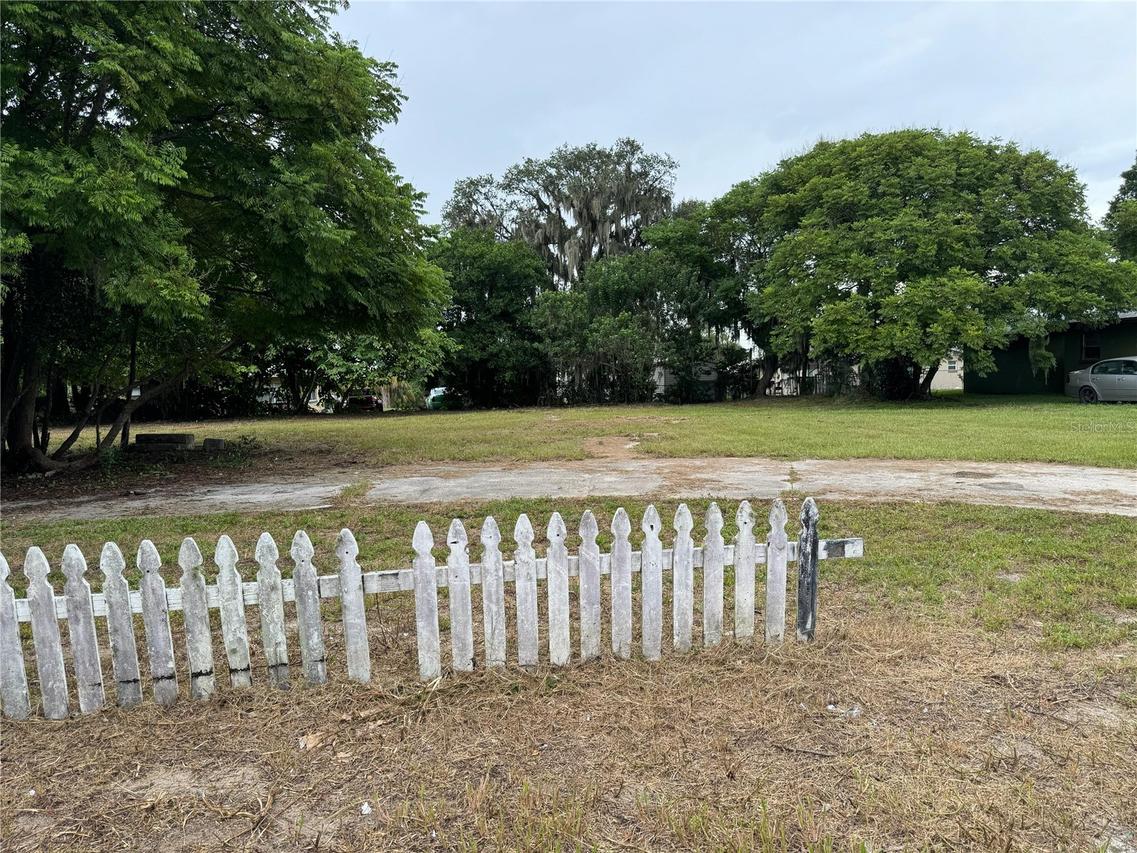 128 W Northside Dr., Lake Wales, FL 33853