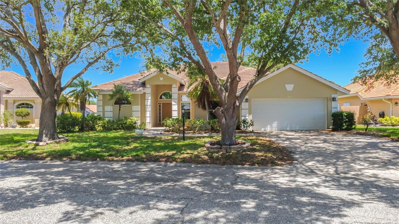 1216 Whitney Dr., Venice, FL 34292