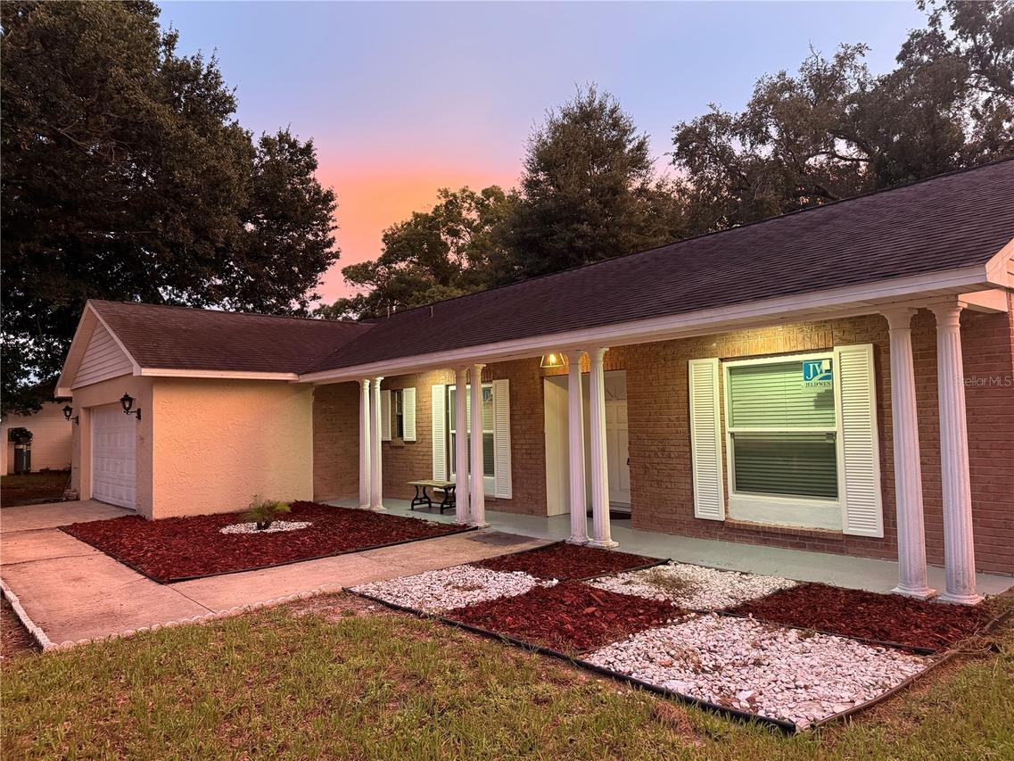 705 Vandergrift Dr., Ocoee, FL 34761